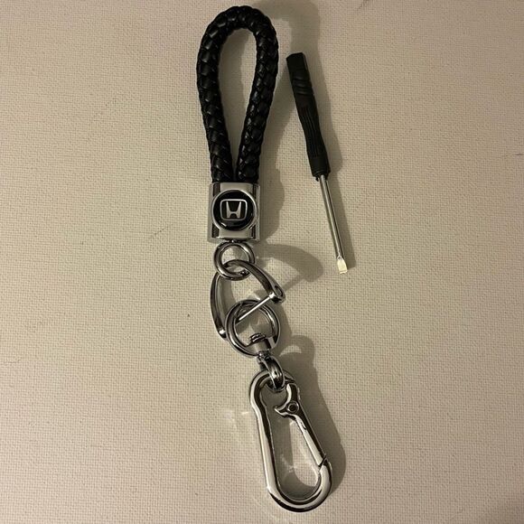 Honda Logo Key Fob Keychain in Black Leather NWT - Picture 1 of 5